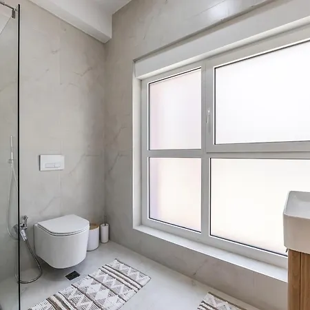 Olive House Modern Escape By Pikhost تيرانا